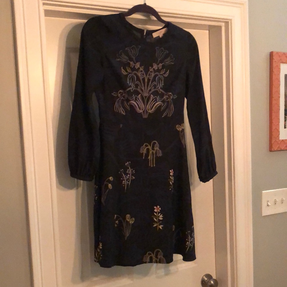 Ann Taylor Loft long sleeve floral dress. 2 Petite